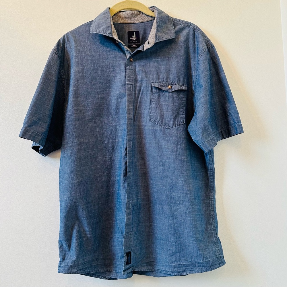 Johnni-O indigo blue button down casual shirt EUC size large